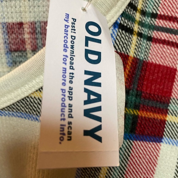 Plaid Old Navy thermal top NEW - Picture 6 of 7